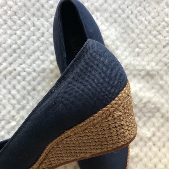 🎄 Deacon navy blue shoes, closed toe wedge SZ  8 1/2 - Picture 6 of 11